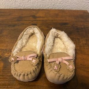 Girls slippers
